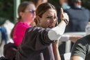 Blanca Suárez apuesta por la naturalidad para tomar algo con amigos