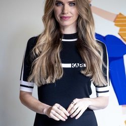 Vanesa Romero destaca su mirada con un smokey eyes