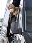 Heidi Klum apuesta por la trenza para viajar