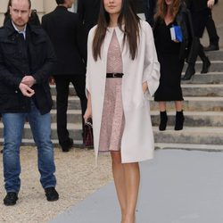 Mila Kunis con maquillaje romántico