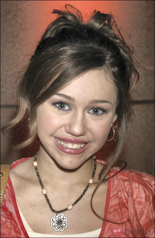 Miley Cyrus antes de ponerse brackets
