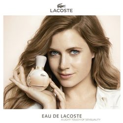 Amy Adams como imagen de la fragancia 'Eau de Lacoste'