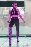 Miley Cyrus con la cabeza completamente rapada