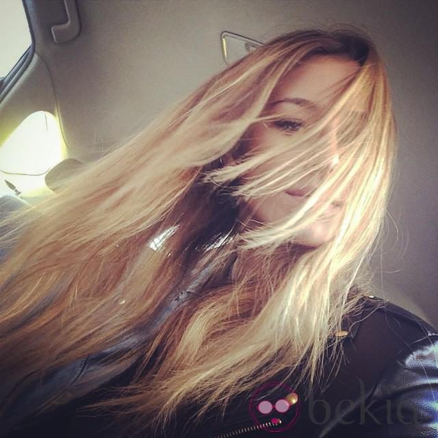 Blanca Suárez con la melena teñida de rubio