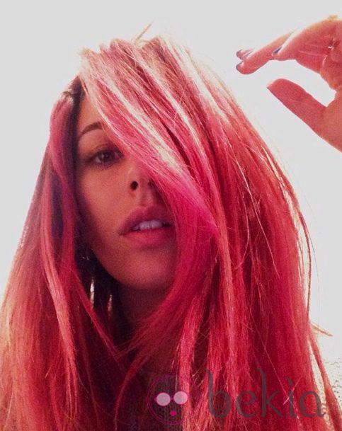 Blanca Suárez con el pelo rosa