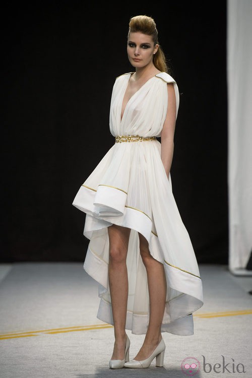 Maquillaje de ojos ahumados de Maybelline NY en MFShow Women en Madrid