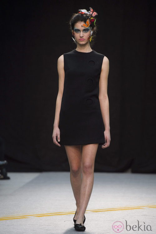 Maquillaje de ojos en color azul de Maybelline NY en MFShow Women en Madrid