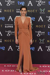 María León con tupé y dando protagonismo a sus ojos en los Premios Goya 2015