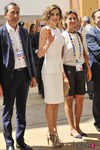 La Reina Letizia con una melena midi ondulada