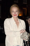 Lindsay Lohan con carmín rojo 