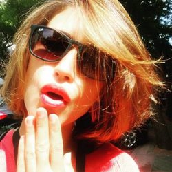 Nerea Barros se corta la melena y se pasa al rubio