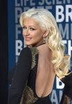 Christina Aguilera con una mirada sensual