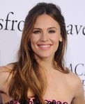 Jennifer Garner luce radiante en premier