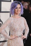 Katy Perry con cabello púrpura