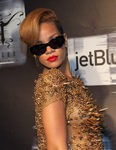 Rihanna en la fiesta de lanzamiento de su disco Rated R en 2009