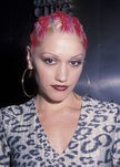 Gwen Stefani en Vivienne Westwood Fall 2000 Fashion Show