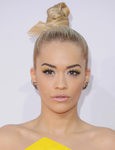 Rita Ora en American Music Awards 2014