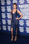 Irina Shayk en la fiesta 'Blue Obssesion' de L'oréal Paris durante el Festival de Cannes 2016