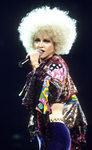 Madonna con el pelo afro