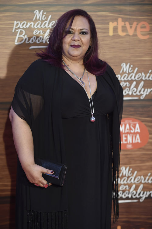 Edith Salazar con el cabello midi y suelto