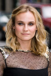 Diane Kruger con el pelo ondulado por los hombros