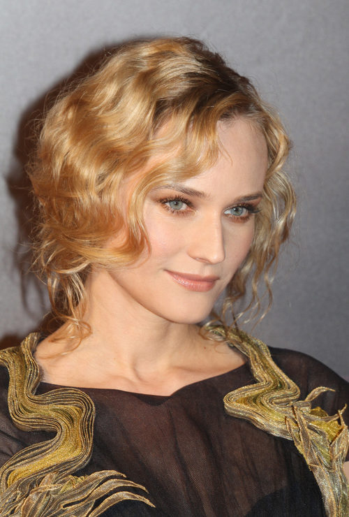 Diane Kruger con sutiles ondas de agua