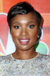 Jennifer Hudson en la rueda de prensa de NBC Universal