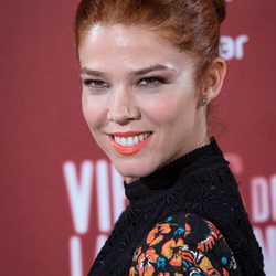 Juana Acosta en la premiere de 'Vientos de la Habana' con un moño alto