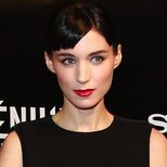 Rooney Mara y su look andrógino