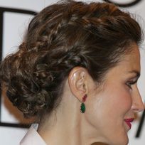 La Reina Letizia brilla con su recogido trenzado