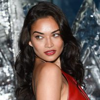 Shanina Shaik deslumbra con labios ombré