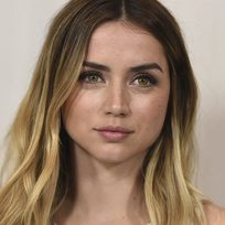 Ana de Armas y sus cejas perfectas