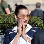 Bella Hadid al natural