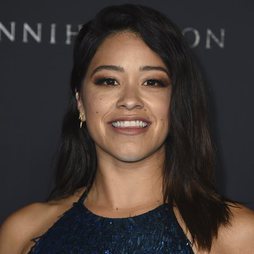 Gina Rodríguez apuesta por el nude