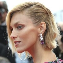 Anja Rubik, con una melena midi