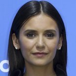 Nina Dobrev apuesta por la naturalidad