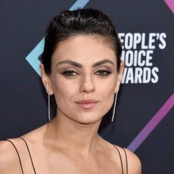 Mila Kunis siempre al natural