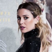 El semirecogido romántico de Blanca Suárez