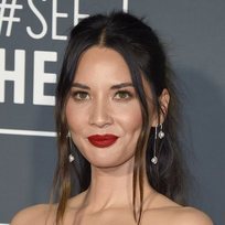 Los mechones de Olivia Munn