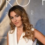 Anna Ferrer Padilla con ondas y a lo loco