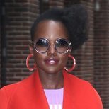 Las divertidas gafas de Lupita Nyong'o