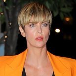 El bowl-cut de Charlize Theron