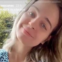 Laura Escanes muestra cómo es su cabello recién lavado